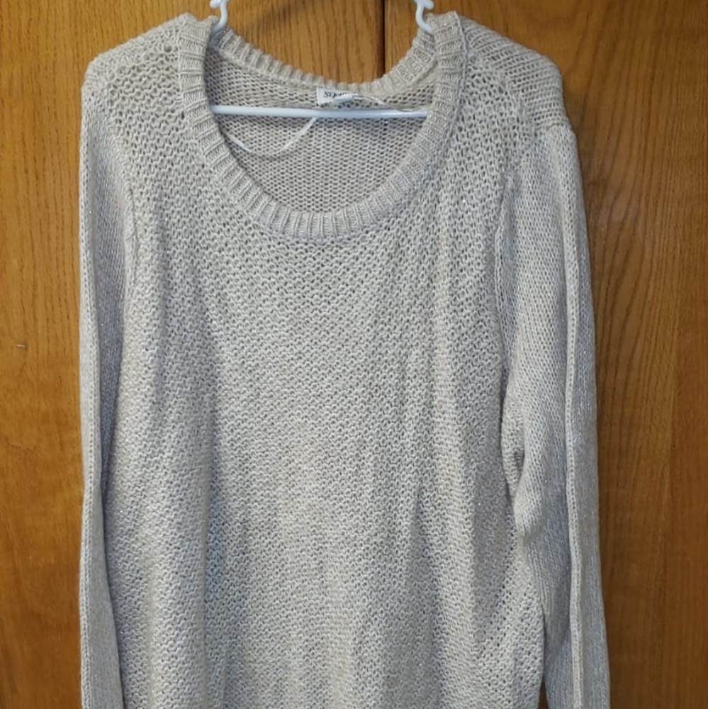 Long sleeve sweater shirt